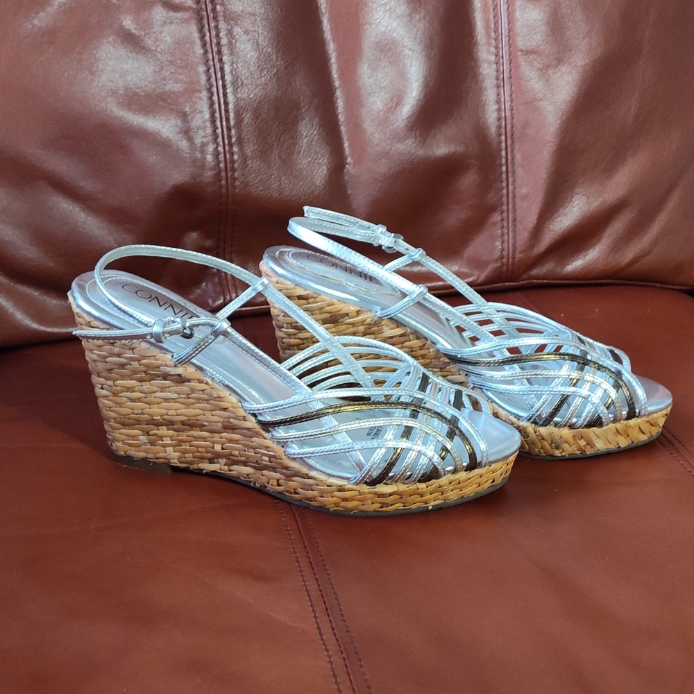 CONNIE SANDAL SIZE 6M - Picture 7 of 11